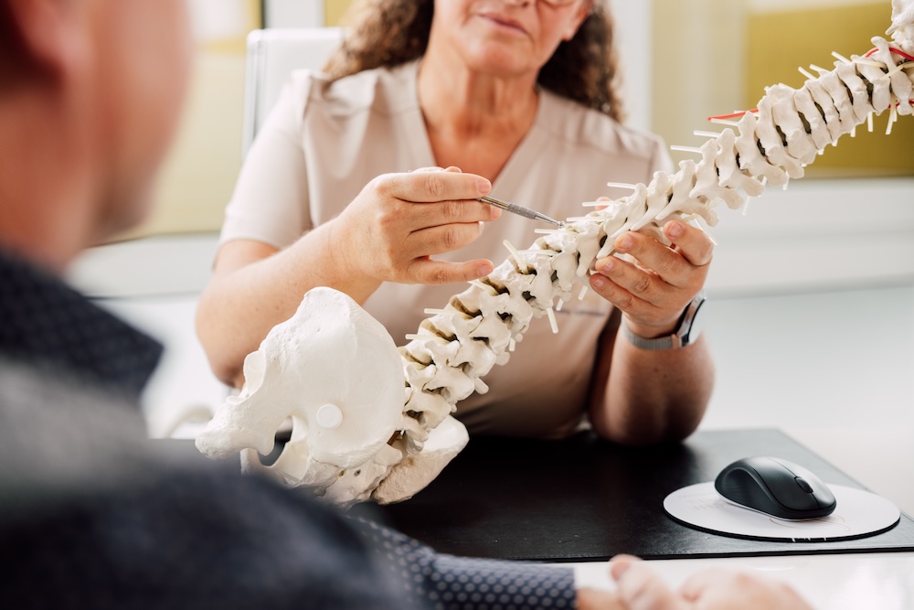 orthopaede-velbert- schmerztherapie-wirbelsa-ule